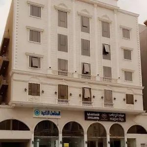 هوليداي بلس النزهه فندق