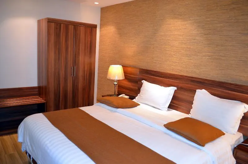 Prestige Suite Cidde 4*,
